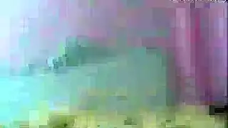 مكالمة جنسية هاتفية متشوقة تؤدي إلى جماع شديد ومتعرق