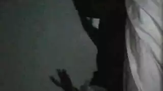 سأستمتع الليلة مع مكالمتي الغنيمة في وقت متأخر من الليل ، وأضرب تلك الفرخ الأسود الجميل الذي يحب الحصول على كسها من قبل أحد الهواة