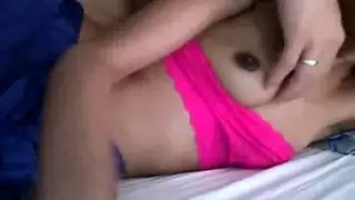 أم عربية مثيرة تبتلع السائل المنوي