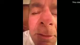 أمهات مثيرة تستخدم ألعابًا جنسية وهن وحيدات في المنزل