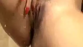 جلسة تصوير إباحية خاصة: جلسة هيفاء وهبي العارية السرية