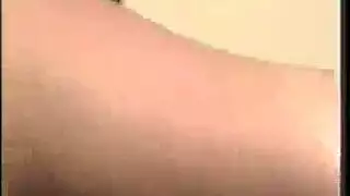 عاهرة لا تشبع تُضرب من قبل مجموعة طوال اليوم
