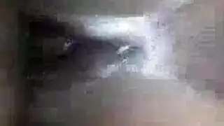 شقراء صغيرة تتعرض لهز مهبلها الضيق بقوة