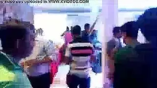 تينا كاي تمص بعمق وتأخذ شرجياً مع نجم إباحي أسود