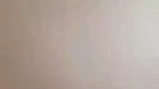 شهوانيه بته يابانيه رعلت من رجلها يسغل امه