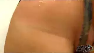 مغامرة الياسمين الإباحية مع قضيب مثالي وقضيب ضخم