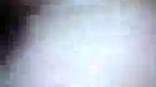 فتاة سمراء مثيرة تطالب بإصبع خشن