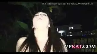 حمى الزفاف تتحول إلى جماع جماعي صريح في النادي