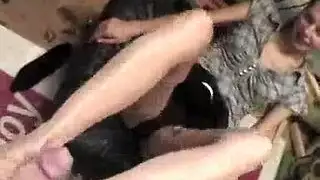 أوغاد اقتحام منزل – جميع الفتحات ممتلئة من قبل الدخلاء