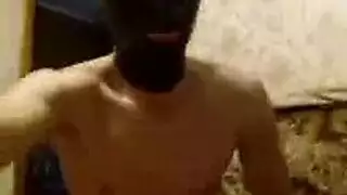 المرة الأولى في اللاتكس تمت ممارسة الجنس بها من قبل مختلس النظر