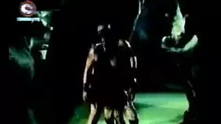 تقبيل شغف للرقبة وجنس شرجي مكثف بقضيب كبير