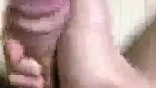 فتاة كورية منفردة: تداعب نفسها على السرير