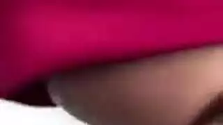 مصة إكس إكس إكس: فتاة آسيوية تلتهم قضيبًا عربيًا