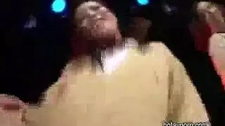 حفلة جنس صاخبة كس مشعر جامح