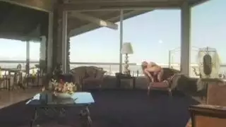 فعل اختراق مزدوج قاسٍ مع الشقراء المفلسة جوليا