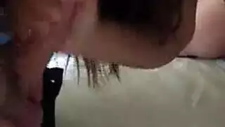 هوس إيفا بالفم: تمص قضيب المالك قبل ضاجعة شديدة في المكتب