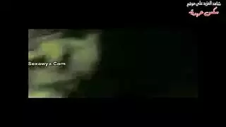 ماراثون بورن لمدة ٢٥ دقيقة: رجل الريف ينيك العاهرة بعد جلسة شرب جامحة