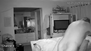 يداعب اخته الجميله