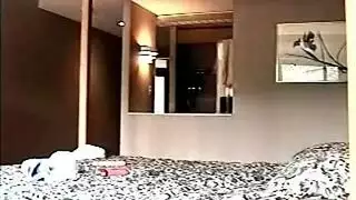 تحولت افتضاحي إلى ممارسة الجنس المثلي