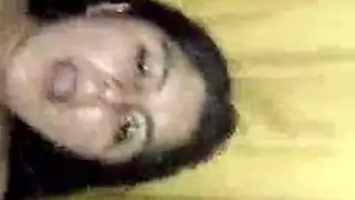 سيلفيا ستيلانا المعدمة تُستخدم كحفرة قذف للعصابة الجنسية في الحافلة
