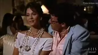 أم إيطالية مثيرة تأخذ جماع مزدوج في فيلم بورن