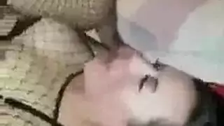 إباحية في الجنة: ملياردير خليجي يمارس الجنس مع عاهرة مغربية في دبي