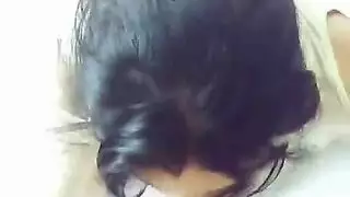 هواة اللسان قنبلة ضيق الهرة