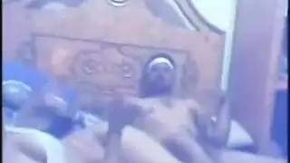 مراهقة مصرية تبتلع السائل المنوي