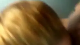 جنون حفلة جنسية للشباب: ماراثون إيلاج في المؤخرة مع مجموعة