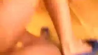 العاهرة الشقراء ناتالي بون تمارس الجنس القوي بمؤخرتها الضخمة