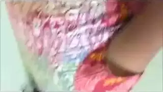 فتاة جاهلة تتوسل لجلسة شرجية قاسية