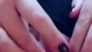 بائعة متجر شقية تحصل على جنس شرجي على الأريكة بعد القبض عليها