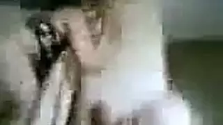 سكس مراهقه تتناك من راجل وبنت بزبر بلاستيك على الكنبة