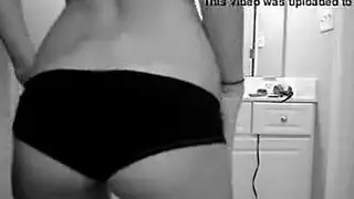 لقطات مقربة شديدة: مجموعة إكس إكس إكس لأنواع المهبل