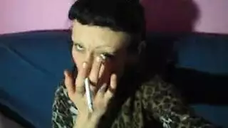 أخذ عذرية بعنف في مشهد شرجي صريح