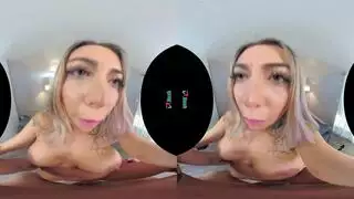 محاكاة إباحية بالواقع الافتراضي: حركة مع أثداء كبيرة